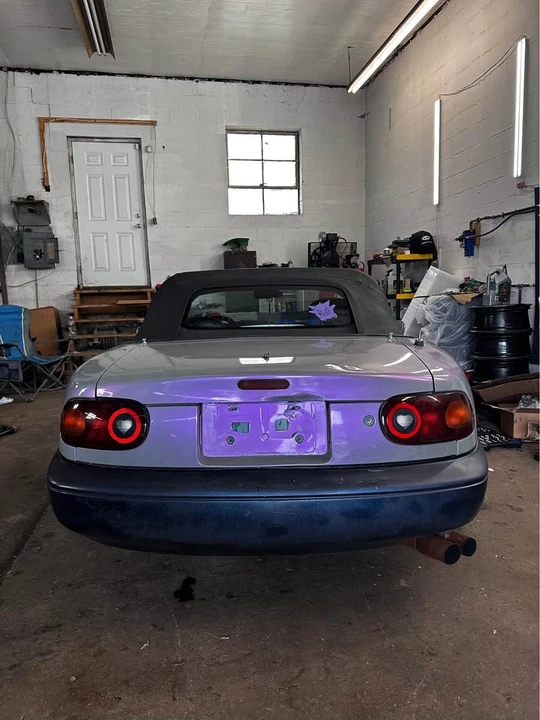 1996 Mazda NA MX-5 Miata - Image 3 of 10