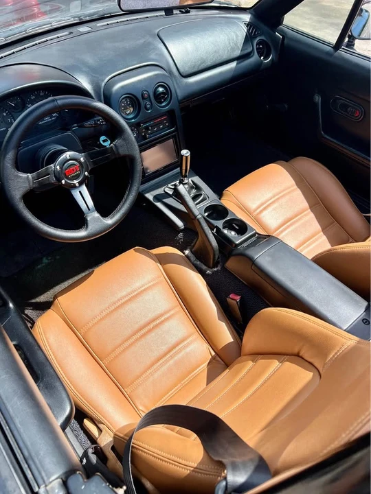 1996 Mazda NA MX-5 Miata - Image 10 of 13