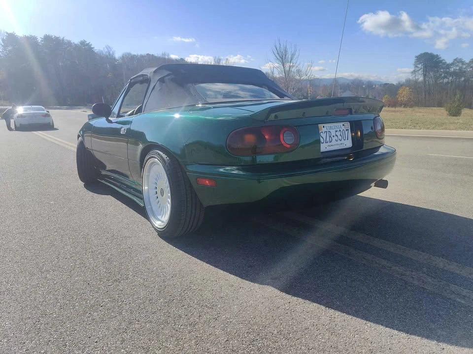 1996 Mazda NA MX-5 Miata - Image 5 of 7