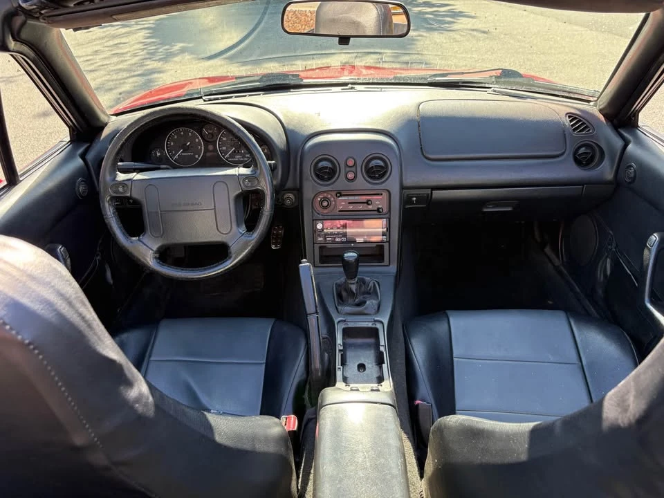 1996 Mazda NA MX-5 Miata - Image 17 of 19