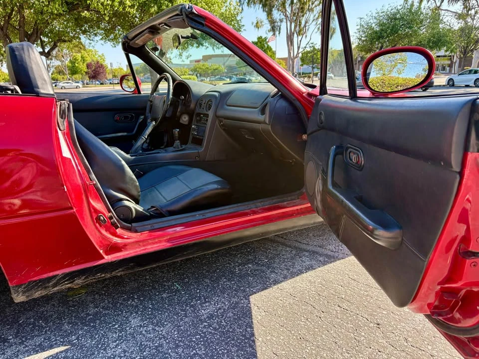 1996 Mazda NA MX-5 Miata - Image 15 of 19