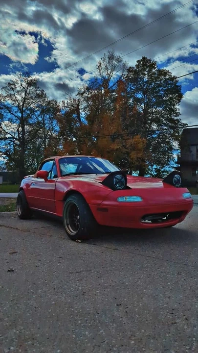1996 Mazda NA MX-5 Miata - Image 3 of 7
