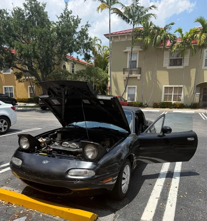 1996 Mazda NA MX-5 Miata - Image 2 of 11
