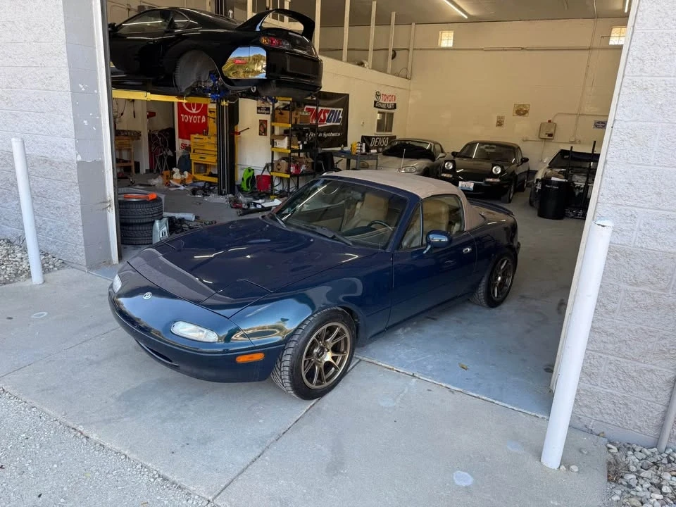 1996 Mazda NA MX-5 Miata - Image 4 of 20