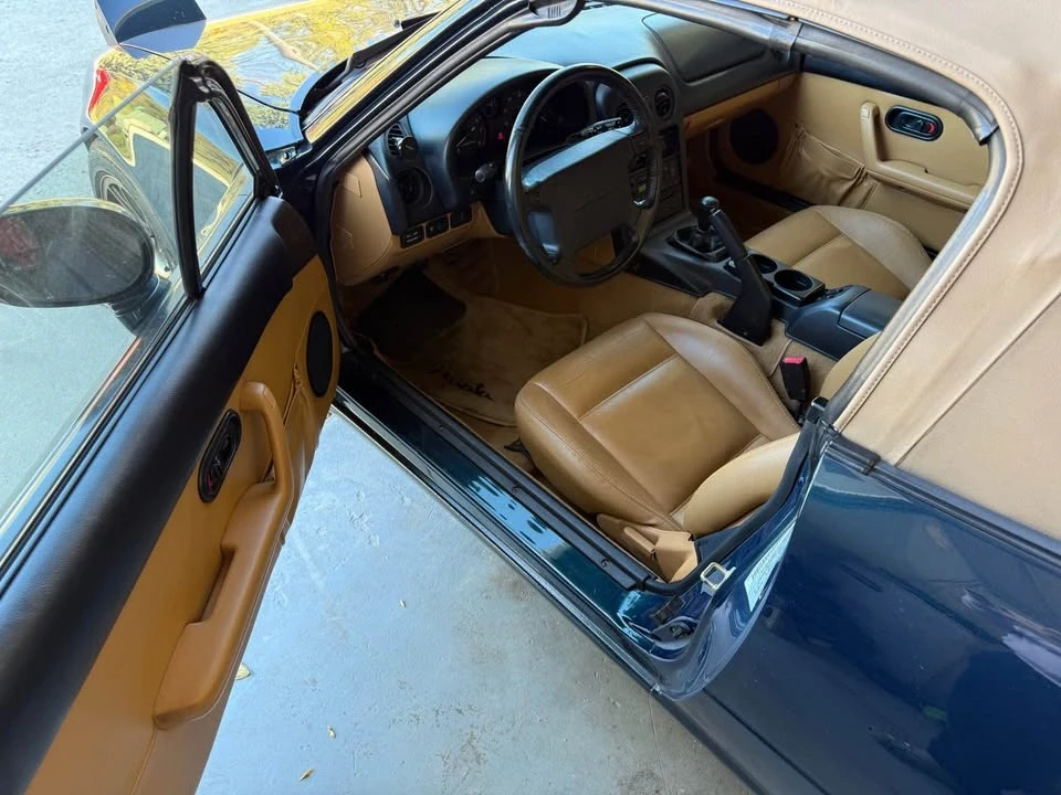 1996 Mazda NA MX-5 Miata - Image 11 of 20