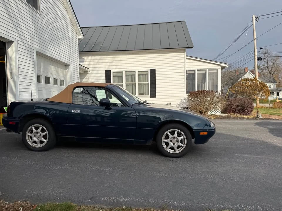 1996 Mazda NA MX-5 Miata - Image 6 of 11