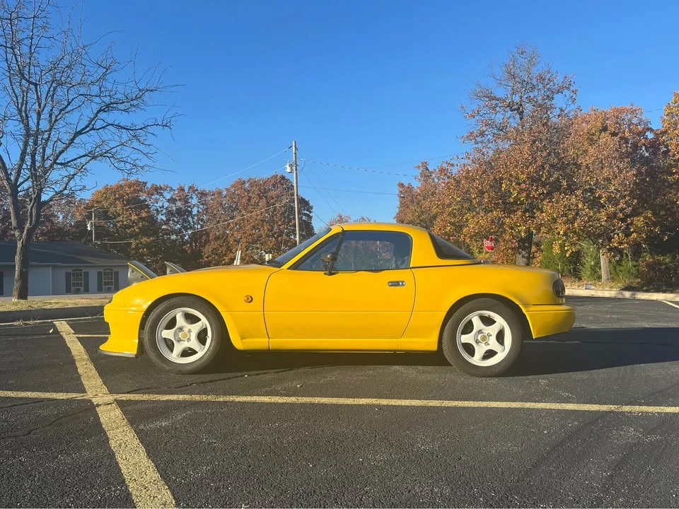 1996 Mazda NA MX-5 Miata - Image 4 of 11