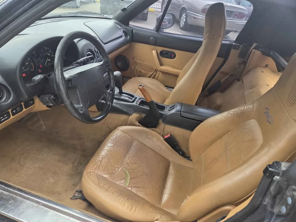 1996 Mazda NA MX-5 Miata - Image 10 of 12