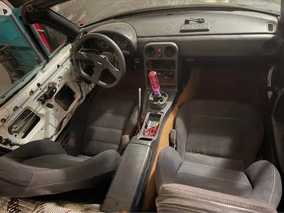 1996 Mazda NA MX-5 Miata - Image 4 of 6