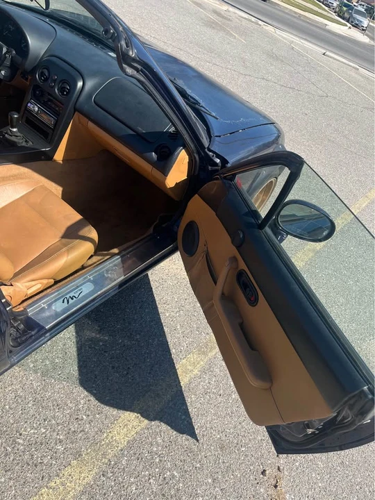 1996 Mazda NA MX-5 Miata - Image 13 of 17