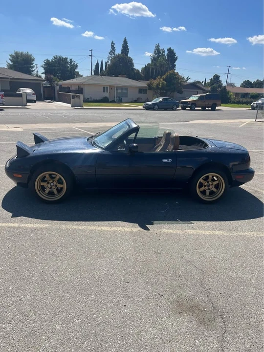1996 Mazda NA MX-5 Miata - Image 6 of 17