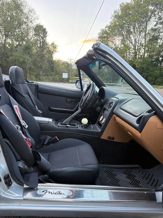 1996 Mazda NA MX-5 Miata - Image 17 of 19