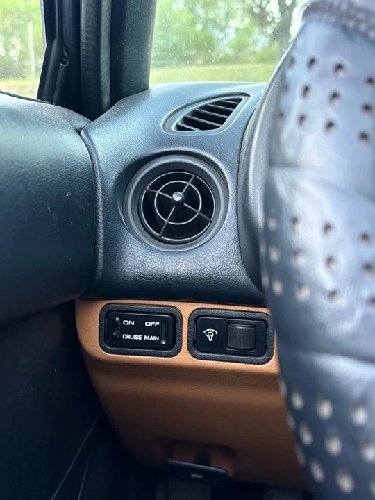 1996 Mazda NA MX-5 Miata - Image 15 of 19
