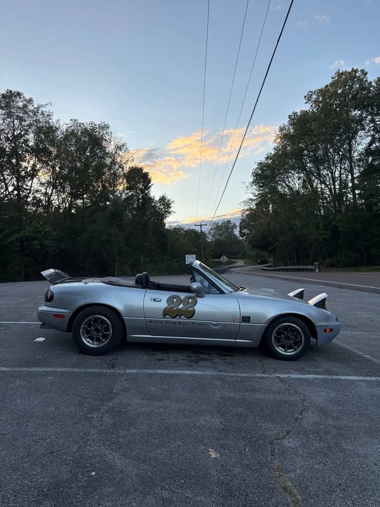 1996 Mazda NA MX-5 Miata - Image 5 of 19