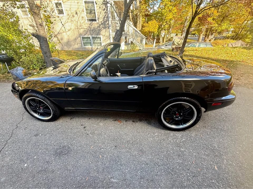 1996 Mazda NA MX-5 Miata - Image 2 of 3