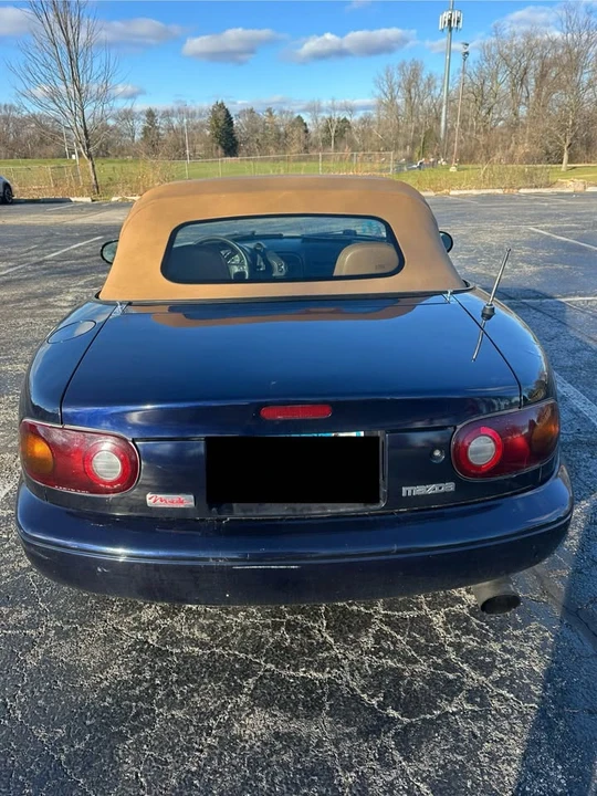 1996 Mazda NA MX-5 Miata - Image 5 of 13