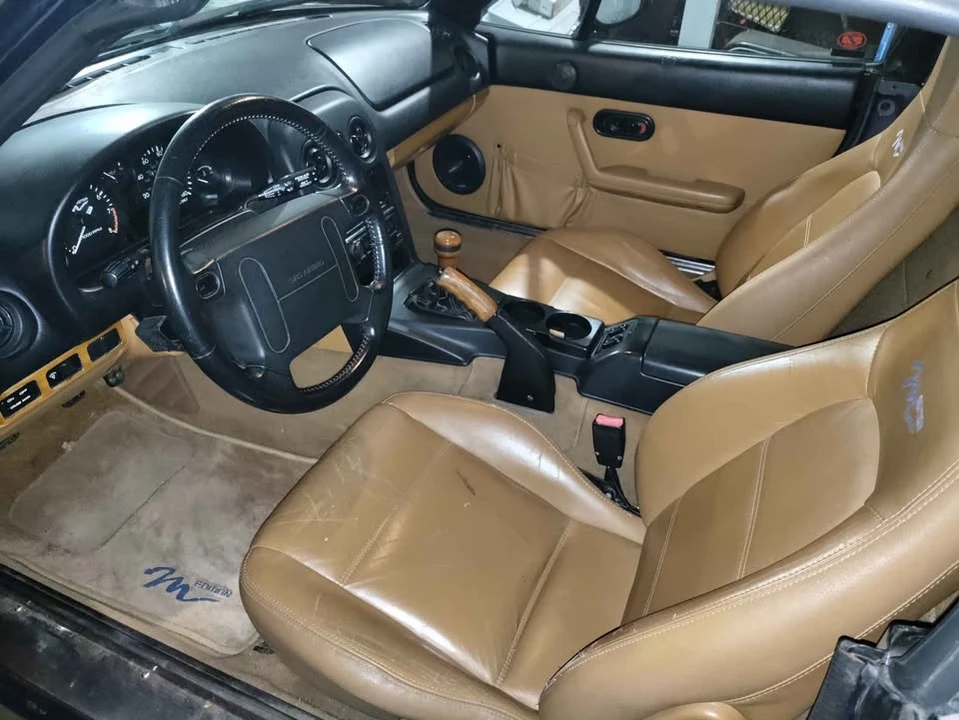 1996 Mazda NA MX-5 Miata - Image 7 of 9