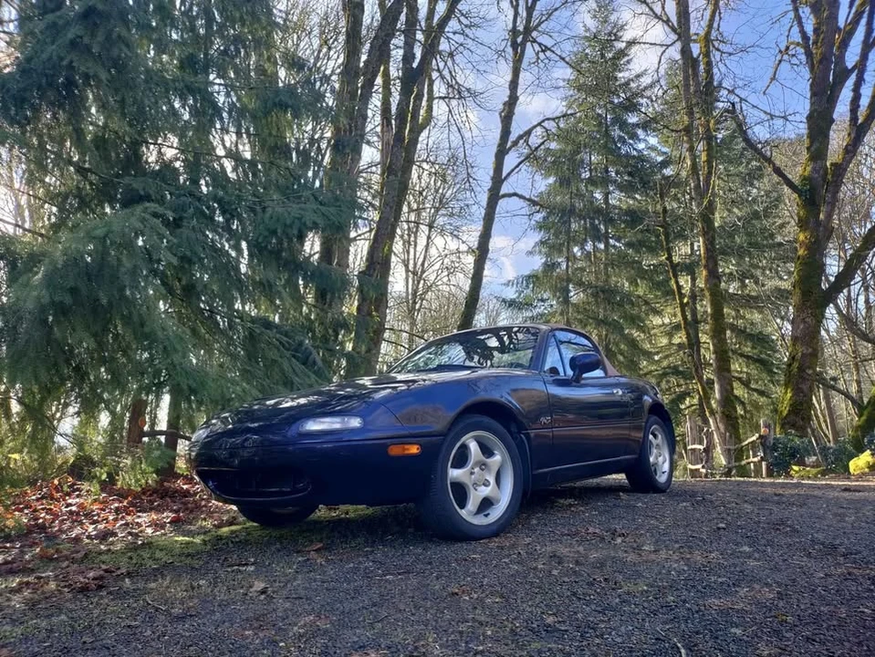 1996 Mazda NA MX-5 Miata - Image 10 of 11