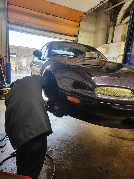 1996 Mazda NA MX-5 Miata - Image 9 of 12