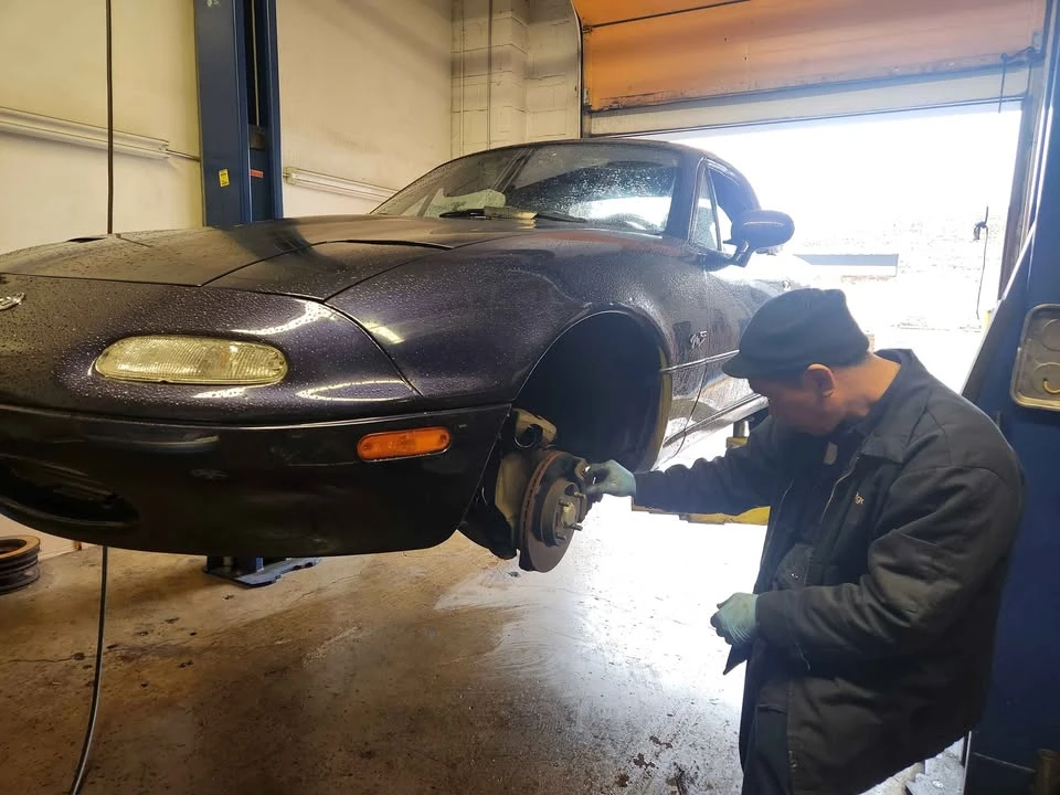 1996 Mazda NA MX-5 Miata - Image 10 of 12