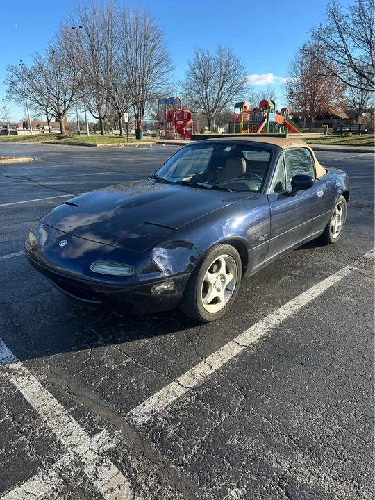 1996 Mazda NA MX-5 Miata - Image 2 of 15
