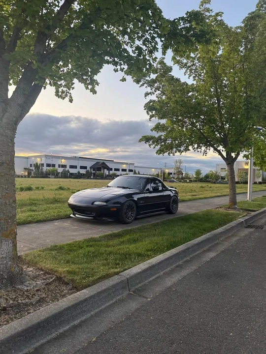 1996 Mazda NA MX-5 Miata - Image 3 of 9
