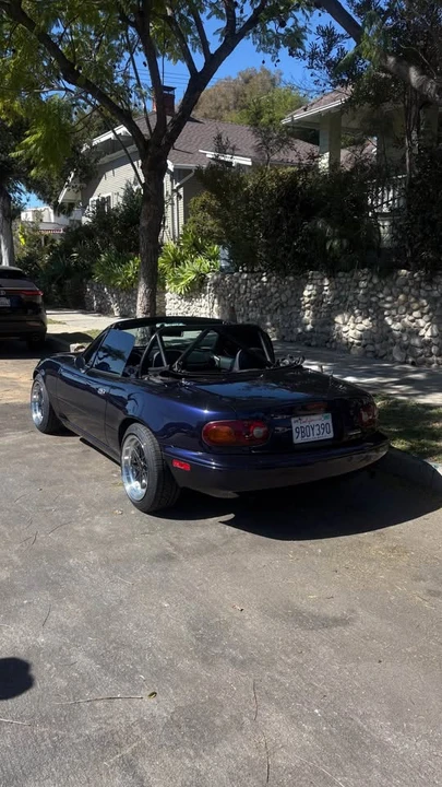 1996 Mazda NA MX-5 Miata - Image 2 of 11