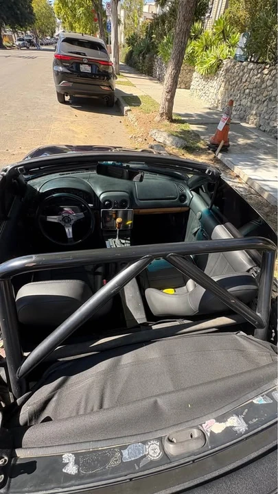 1996 Mazda NA MX-5 Miata - Image 5 of 11