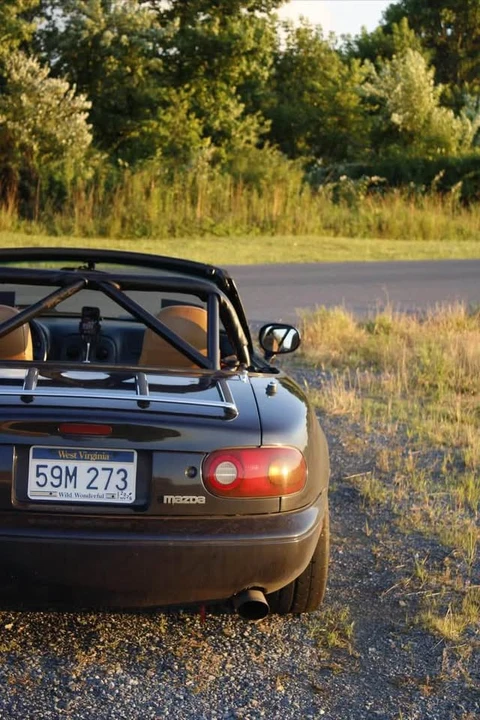 1996 Mazda NA MX-5 Miata - Image 17 of 20