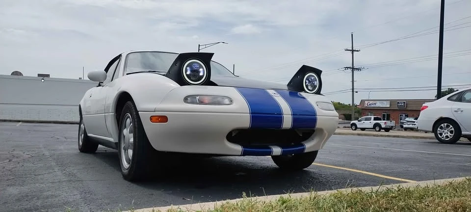 1996 Mazda NA MX-5 Miata - Image 2 of 9