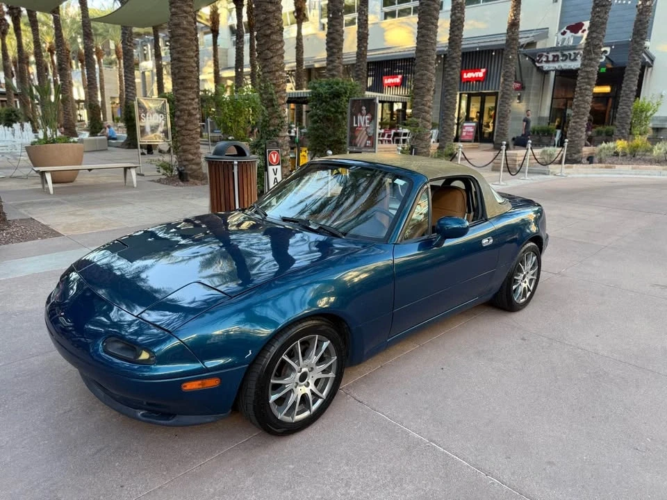 1996 Mazda NA MX-5 Miata - Image 2 of 20