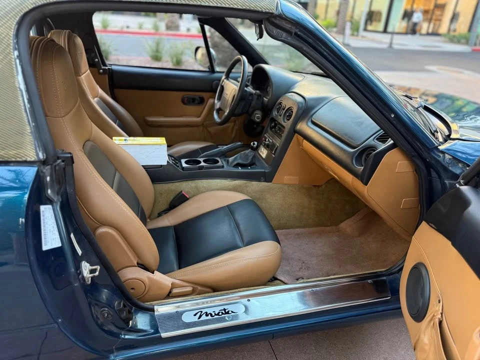 1996 Mazda NA MX-5 Miata - Image 17 of 20