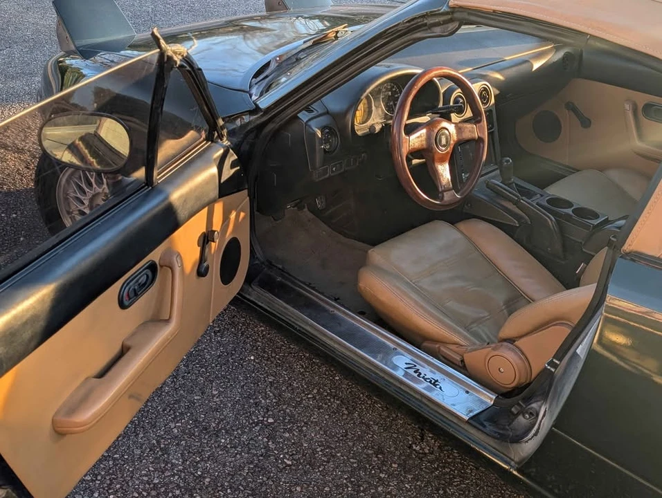 1996 Mazda NA MX-5 Miata - Image 6 of 12