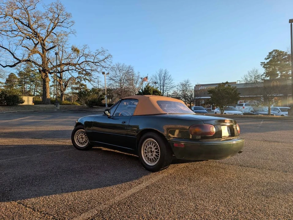 1996 Mazda NA MX-5 Miata - Image 4 of 12