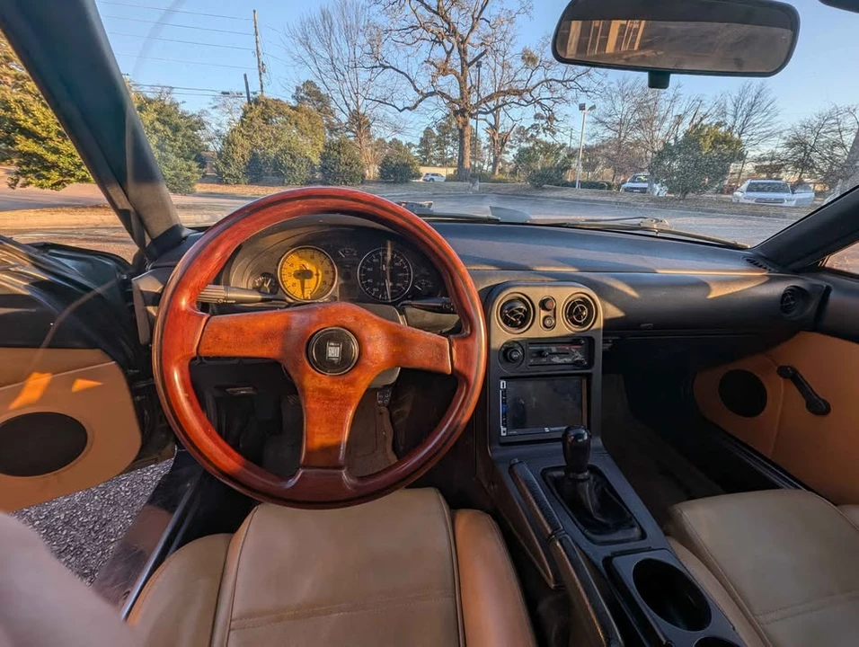 1996 Mazda NA MX-5 Miata - Image 8 of 12