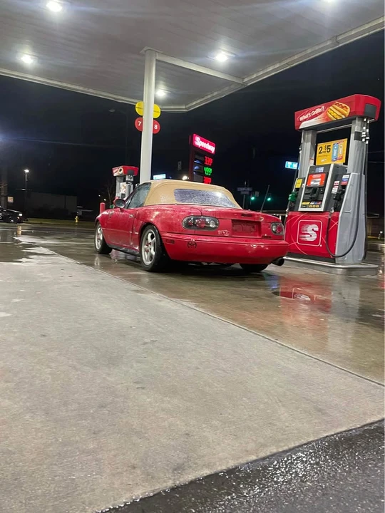 1996 Mazda NA MX-5 Miata - Image 5 of 6