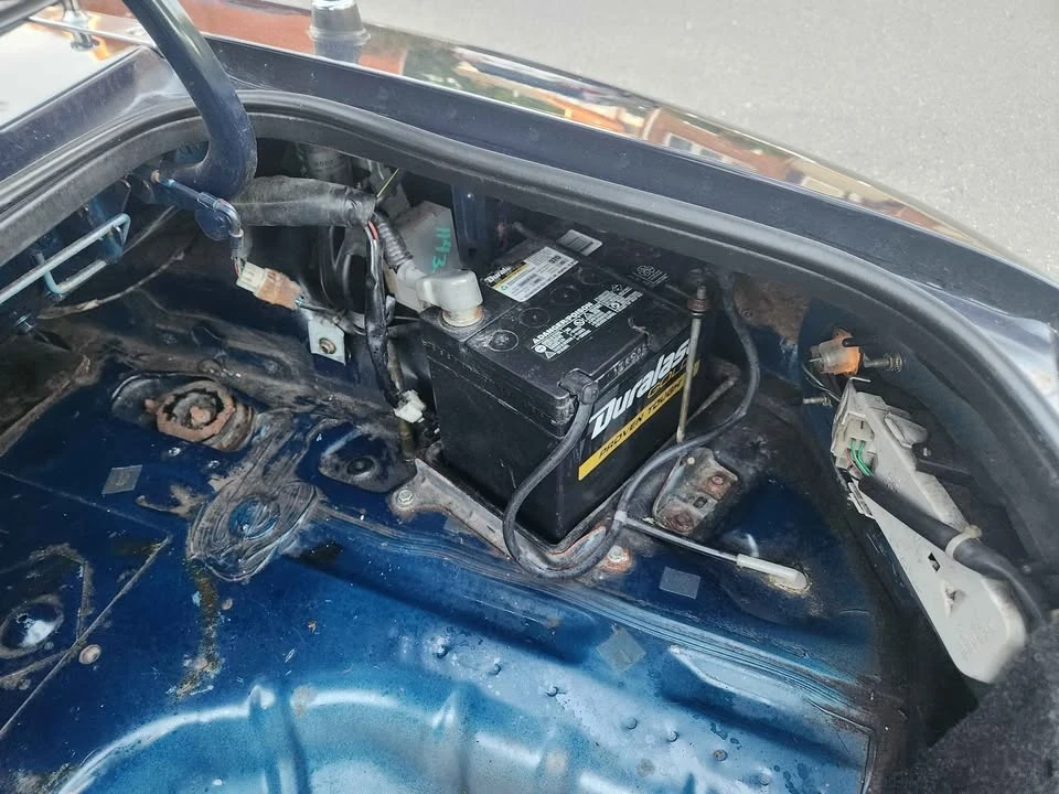 1996 Mazda NA MX-5 Miata - Image 9 of 15