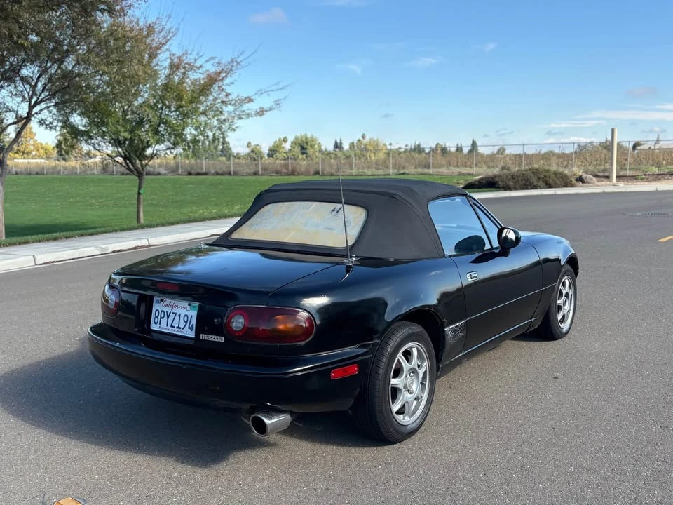 1996 Mazda NA MX-5 Miata - Image 4 of 10