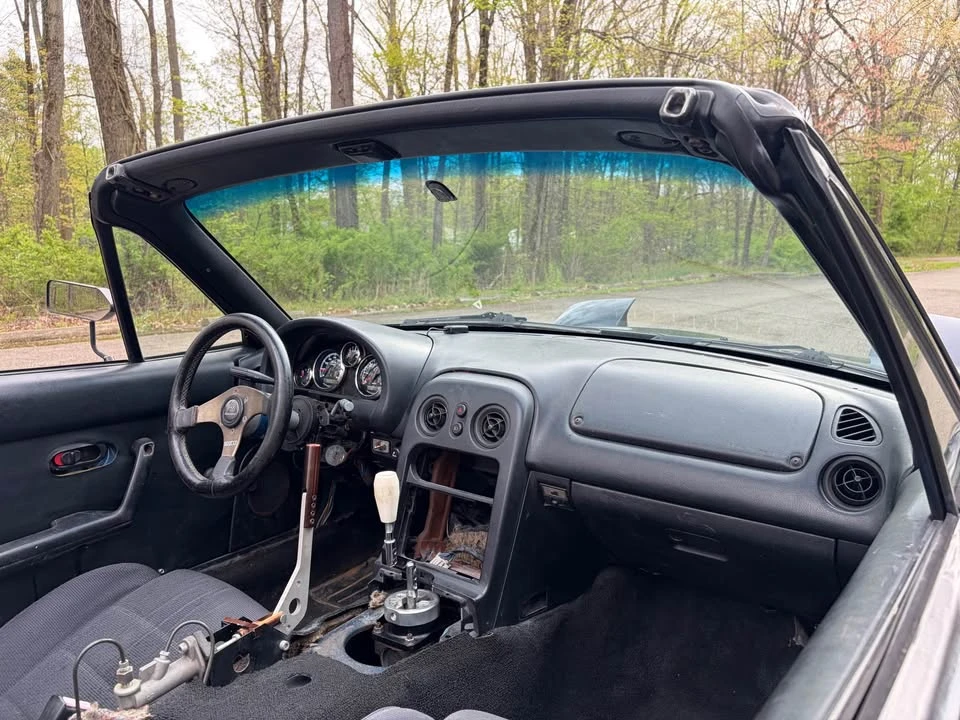 1996 Mazda NA MX-5 Miata - Image 10 of 13