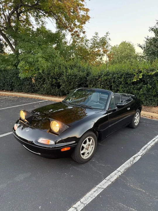 1996 Mazda NA MX-5 Miata - Image 4 of 4