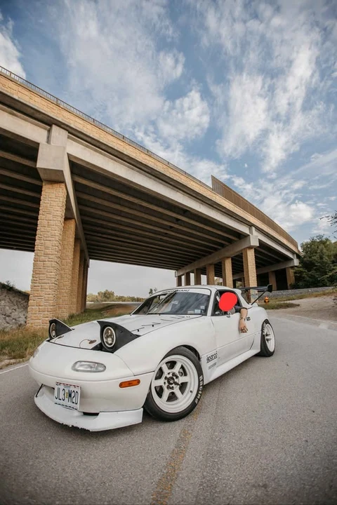 1996 Mazda NA MX-5 Miata - Image 8 of 11