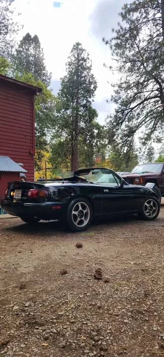 1996 Mazda NA MX-5 Miata - Image 5 of 13