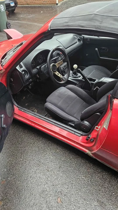 1996 Mazda NA MX-5 Miata - Image 4 of 12