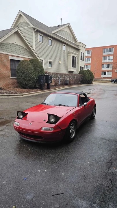 1996 Mazda NA MX-5 Miata - Image 2 of 12