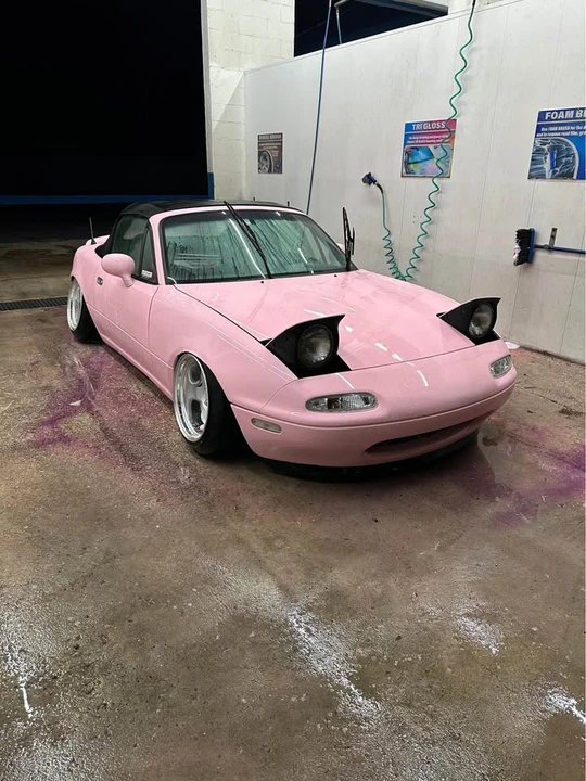 1996 Mazda NA MX-5 Miata - Image 2 of 9