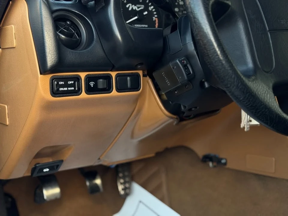 1996 Mazda NA MX-5 Miata - Image 12 of 20