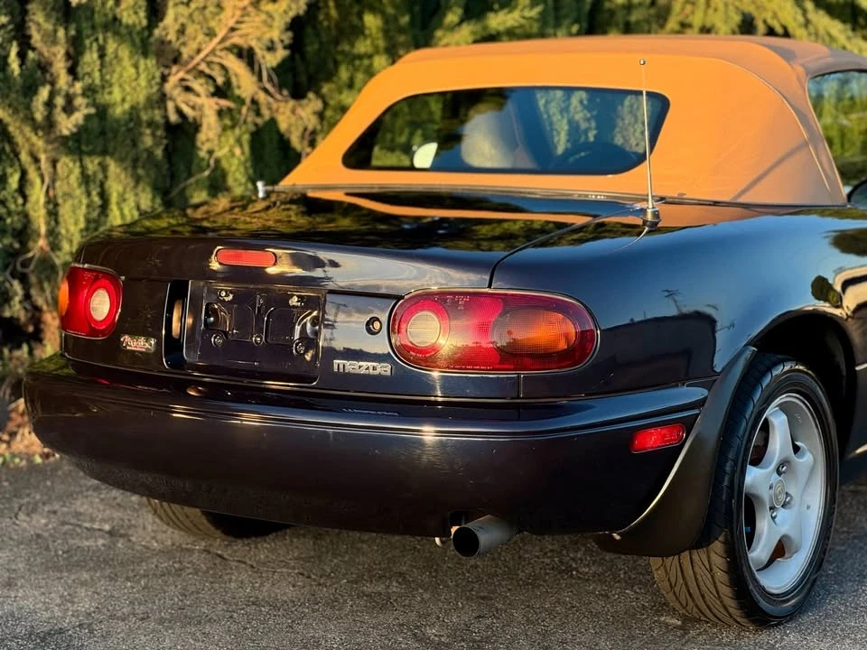 1996 Mazda NA MX-5 Miata - Image 5 of 20