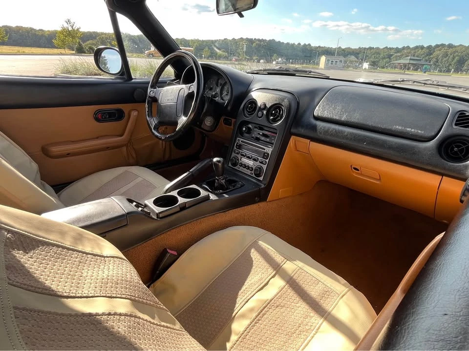 1996 Mazda NA MX-5 Miata - Image 5 of 7