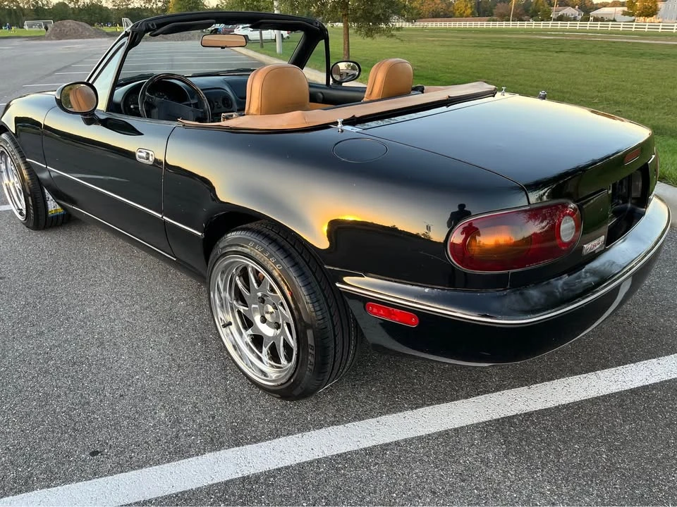1996 Mazda NA MX-5 Miata - Image 2 of 7
