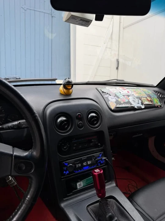 1996 Mazda NA MX-5 Miata - Image 5 of 7